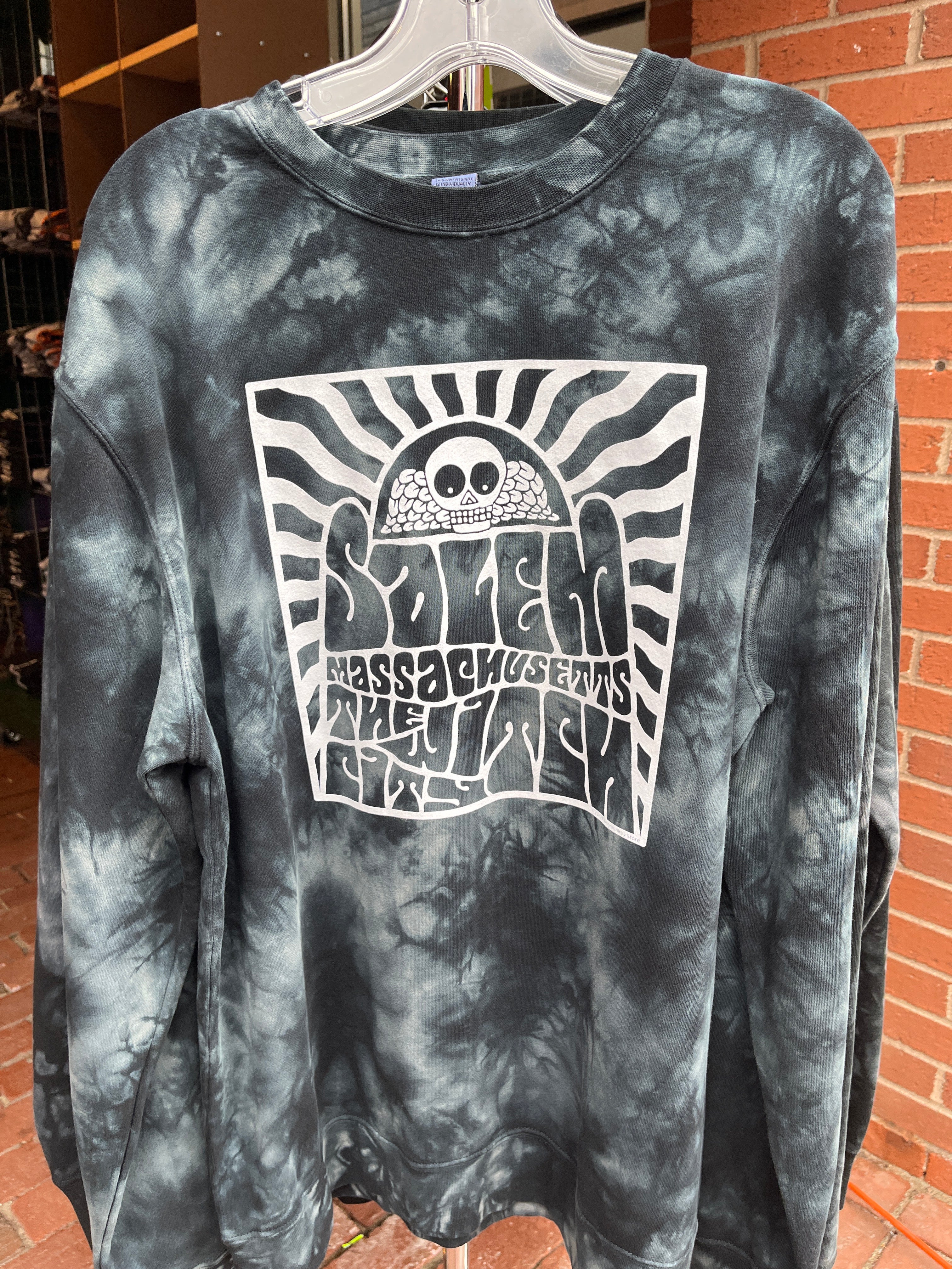 WAVY GRAVY TD CREWNECK