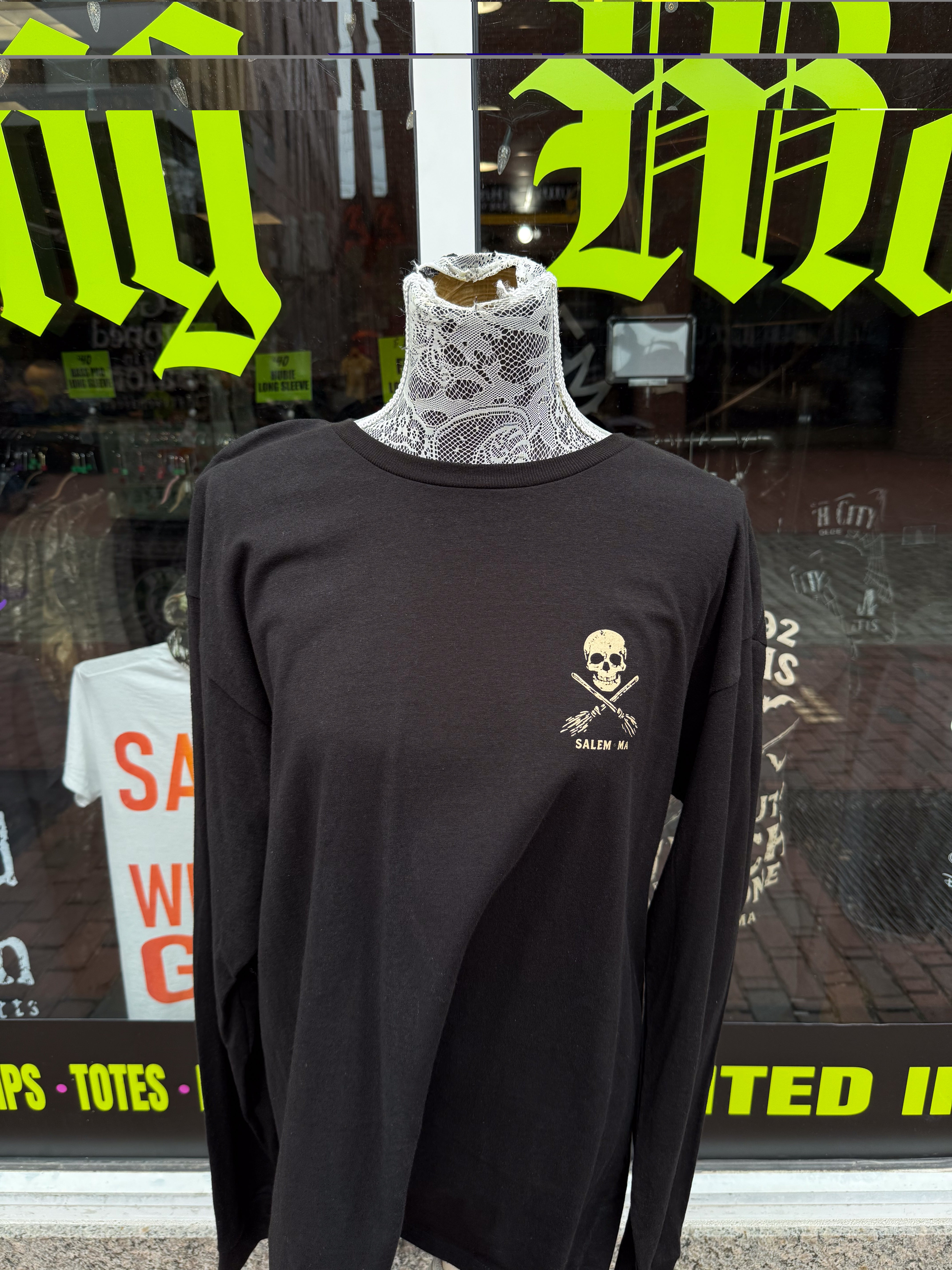 1692 Long Sleeve – Flying Monkey
