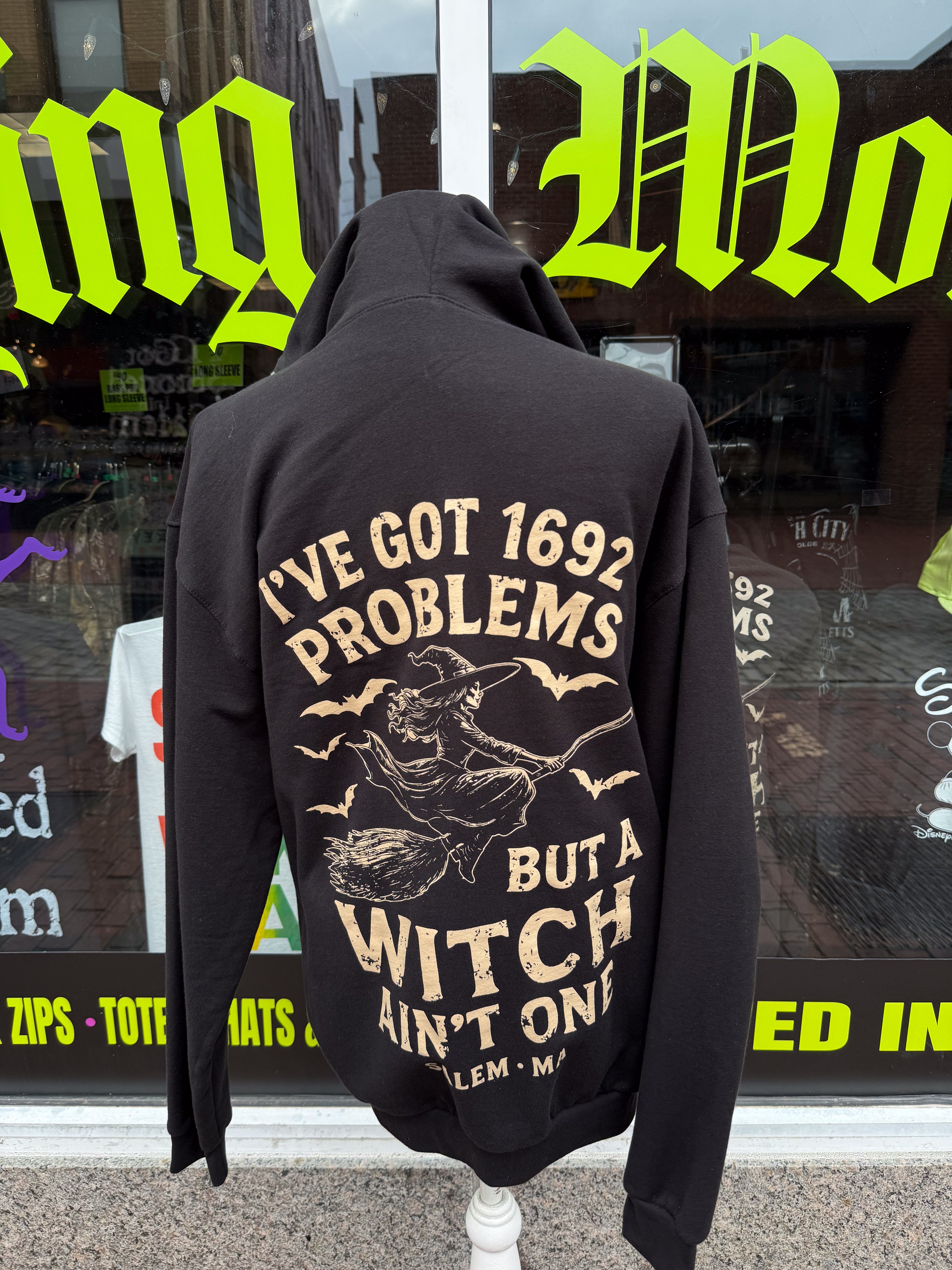 1692 ZIP – Flying Monkey