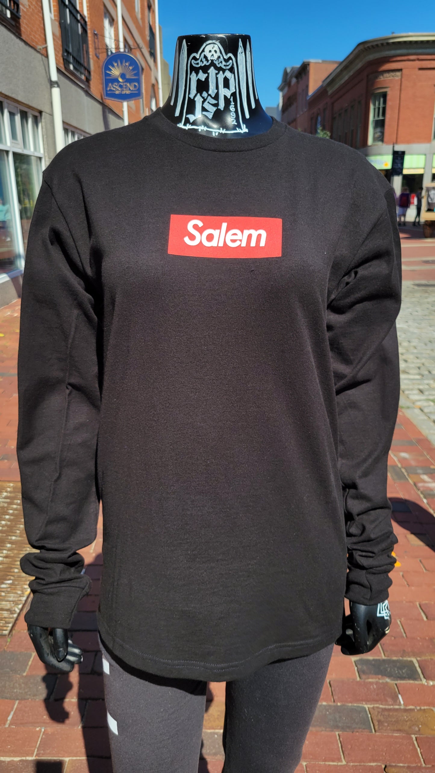 Saleme Box Logo Long Sleeve