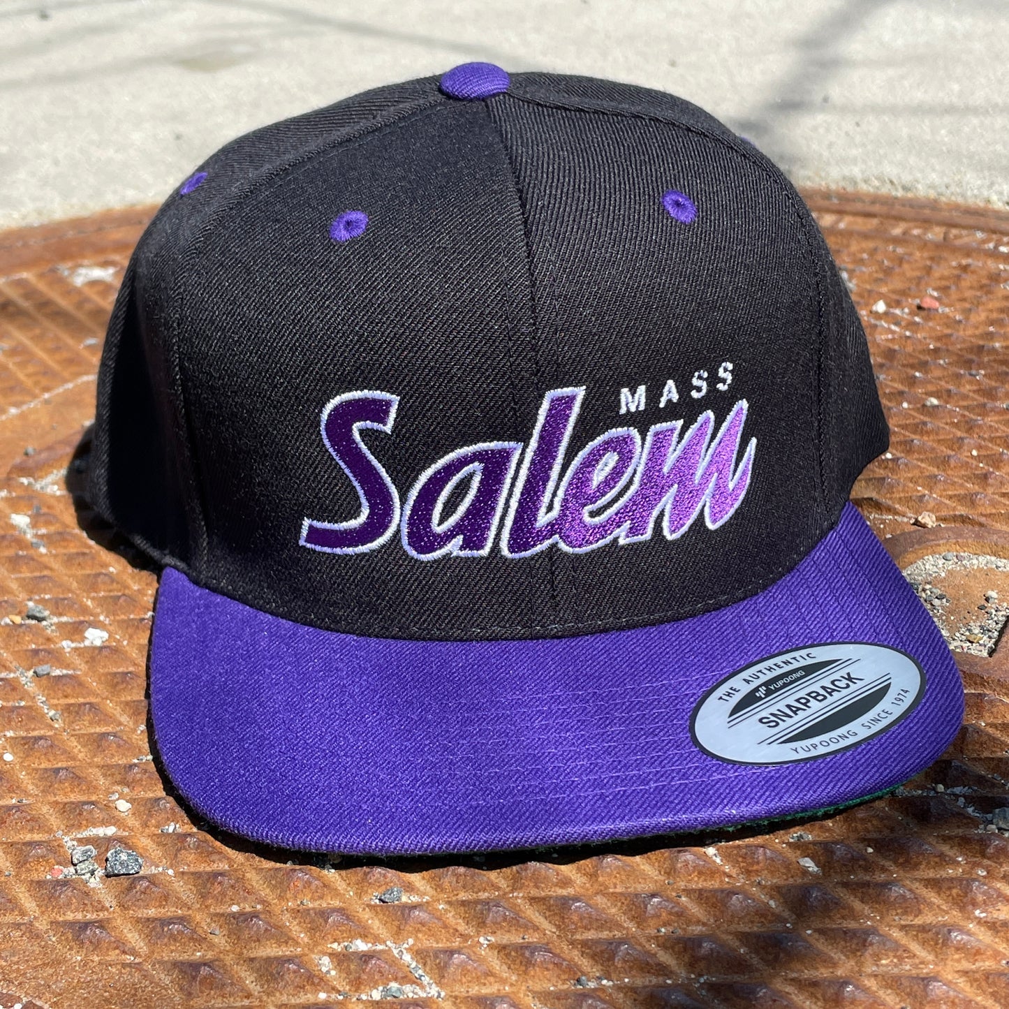 Salem “Team Script” Snapback